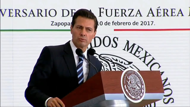 Hay menos pobres, las carencias de las familias han disminuido en el país, asegura Peña Nieto
