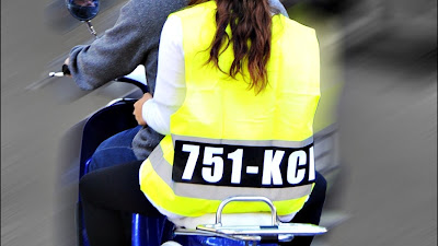 Modificaciones Ley de transito: Motociclistas con número de patente en casco y chaleco, obligatorio. 