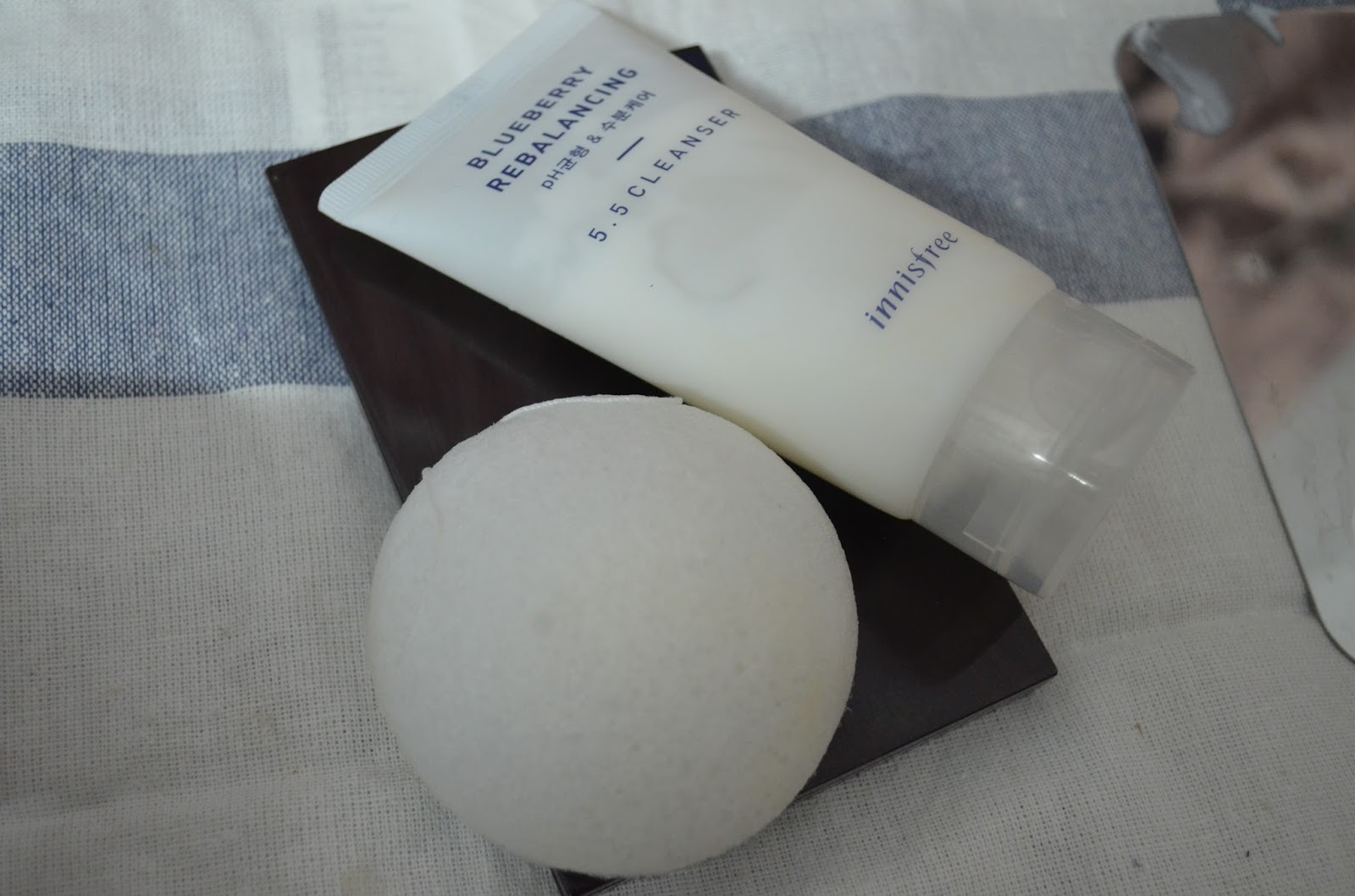 cleansing puff innisfree