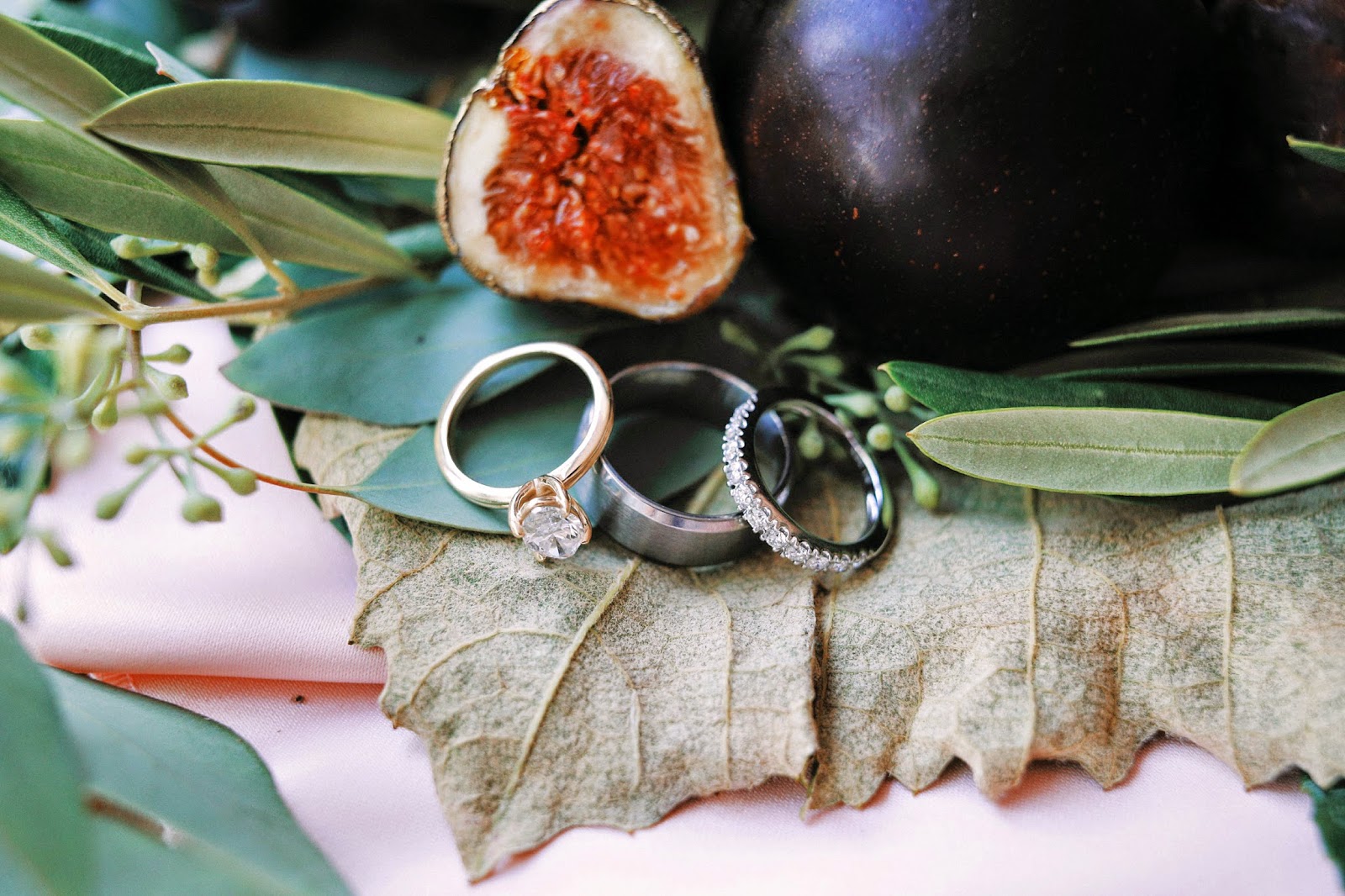 bloomers flowers & decor: { laura + canon | gold + plums }
