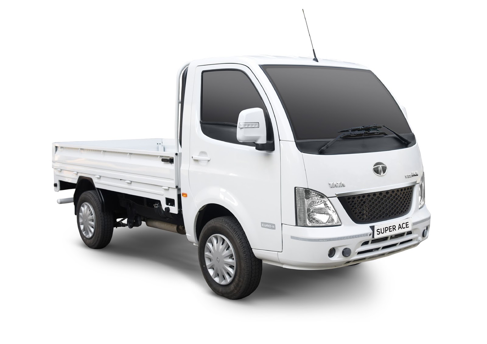 MotoringMalaysia Trucks TATA with Launches the TATA Super