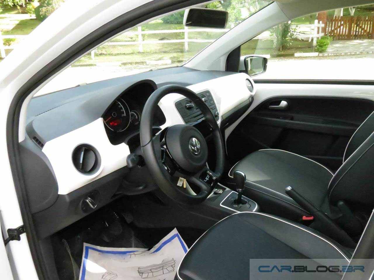 Volkswagen up! I-motion - interior