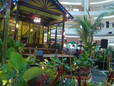 7 Dekorasi Hari Raya yang Meriah Di Shopping Mall Utama 