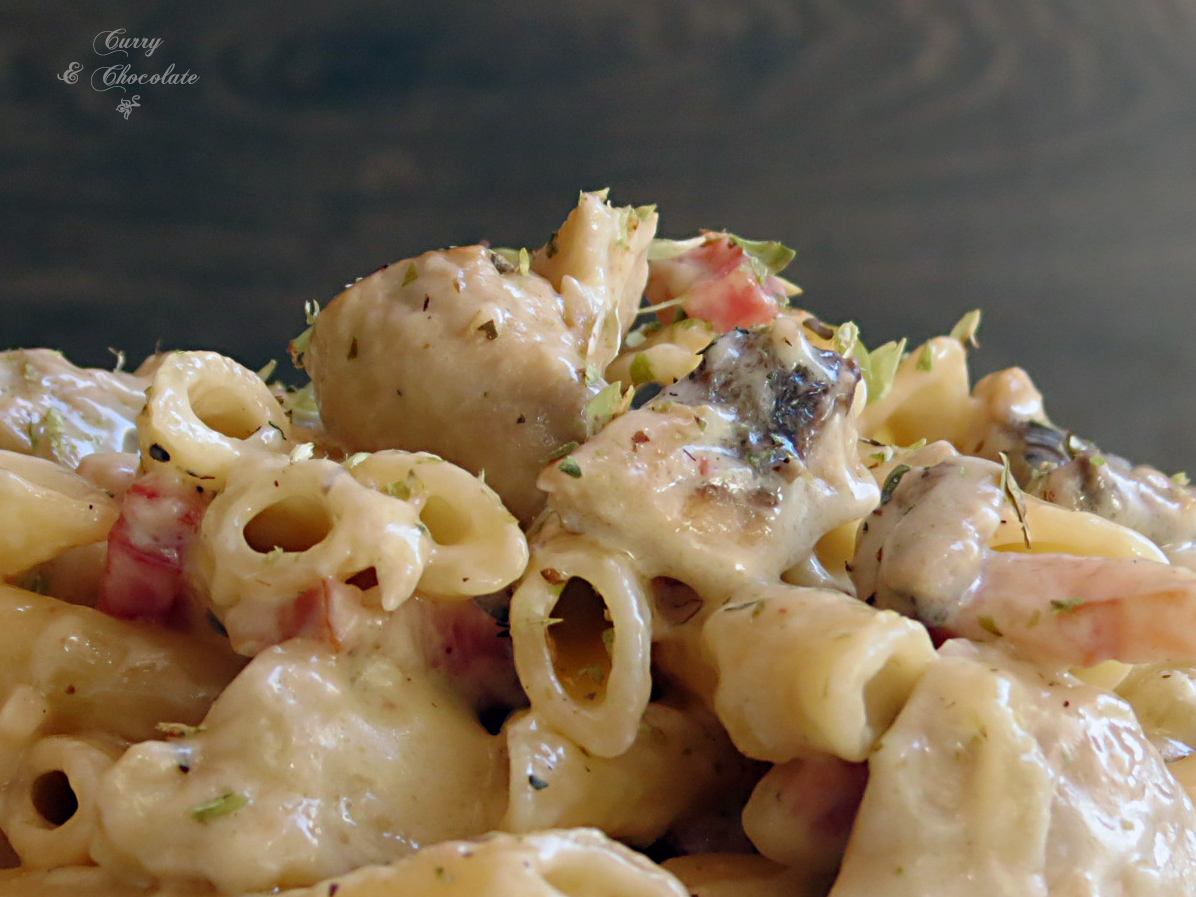 Macarrones con champiñones y panceta – Bacon and mushroom pasta Macarrones con champiñones y panceta – Bacon and mushroom pasta