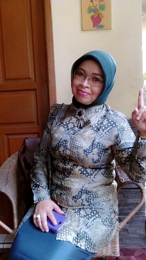 Yayah Rodiah Janda Bandung Cari Suami Siap Nikah