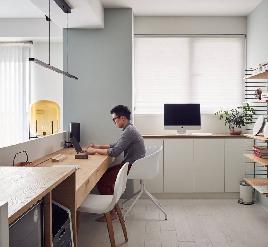 white-cubby-nice-desk-chairs