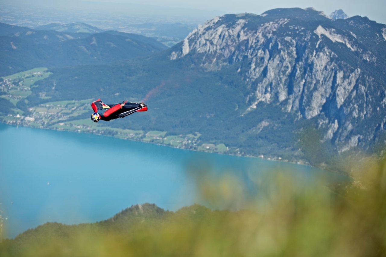 Бэйс джампинг с Эйгера. Eiger самолёт. Соло Швейцария. Wingsuit Skydiving.
