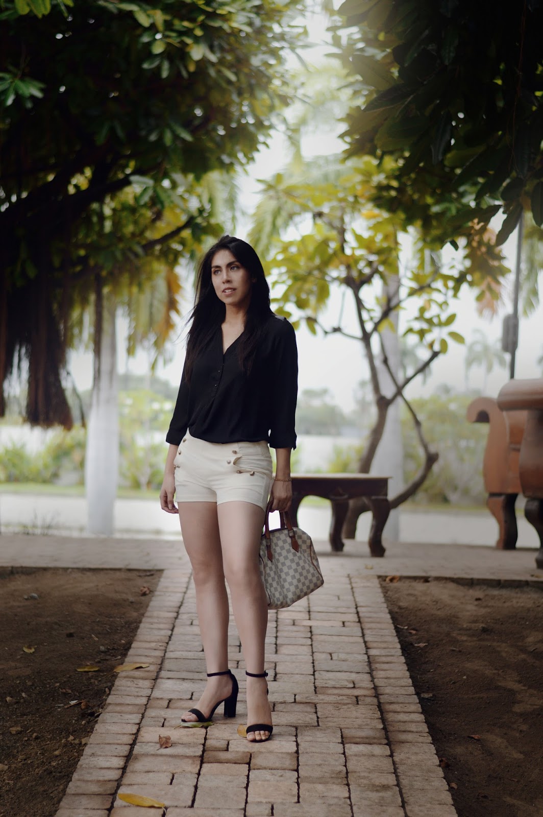 blusa negra outfit formal