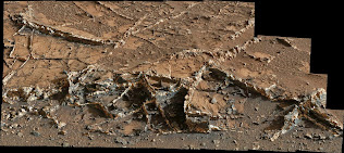 MINERAL VEINS ON MOUNT SHARP, MARS