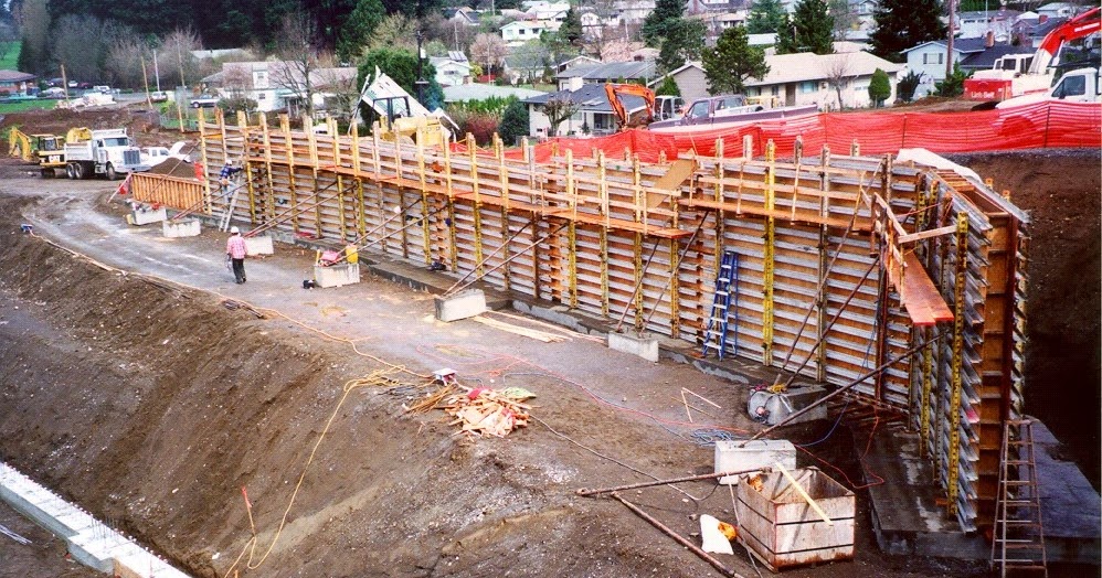 Complete Design of Cantilever Retaining Wall [pdf]