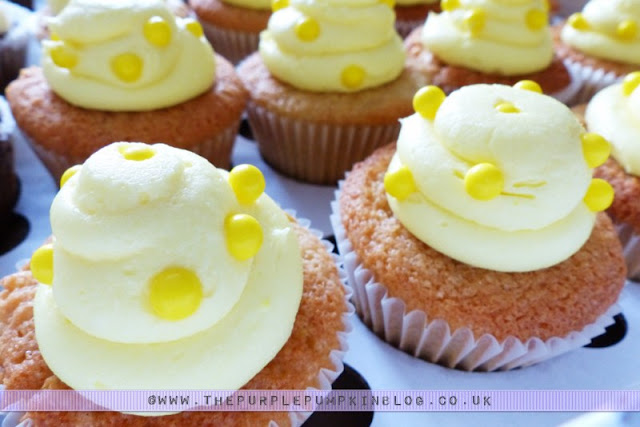 [Orange & Yellow 40th Birthday Party] Lemon Cupcakes!