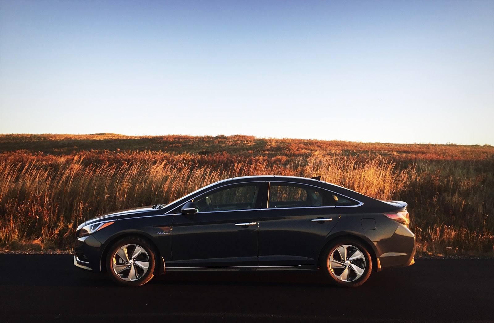 2016 Hyundai Sonata Hybrid Limited Review – Do The Fuel Savings Add Up