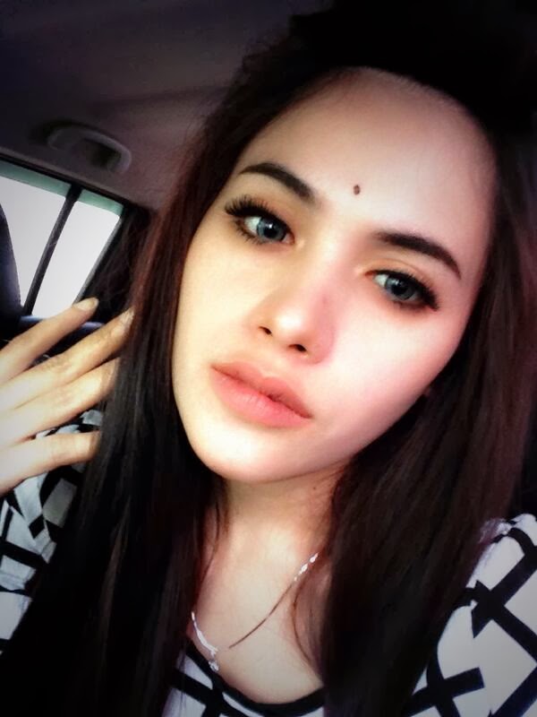 Model Seksi Hot: GALERI FOTO MODEL HOT SEKSI CANTIK SISILIA TJOE FOTO