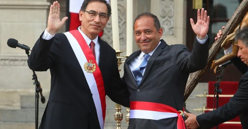 PRODUCE: Daniel Córdova Cayo juramentó como nuevo Ministro de la Producción (2 Abril 2018) www.produce.gob.pe PRODUCE: Daniel Córdova Cayo juramentó como nuevo Ministro de la Producción (2 Abril 2018) www.produce.gob.pe