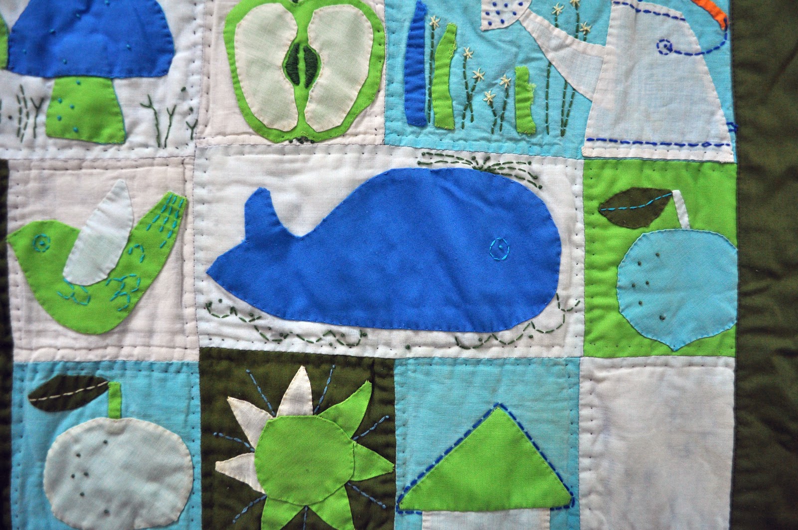 Wonkyworld Child's Quilt, a Jean Ray Laury design