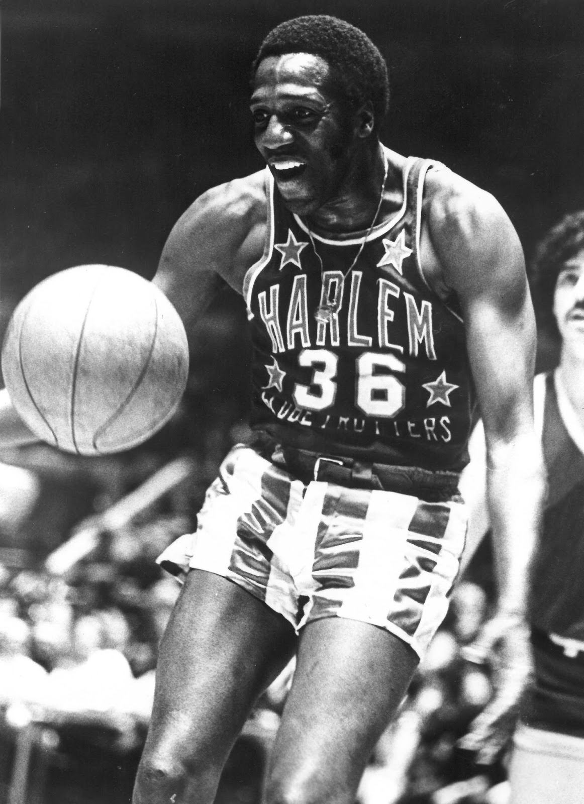 Harlem Globetrotters Icon, Hall Of Famer Meadowlark Lemon Passes Away At 83
