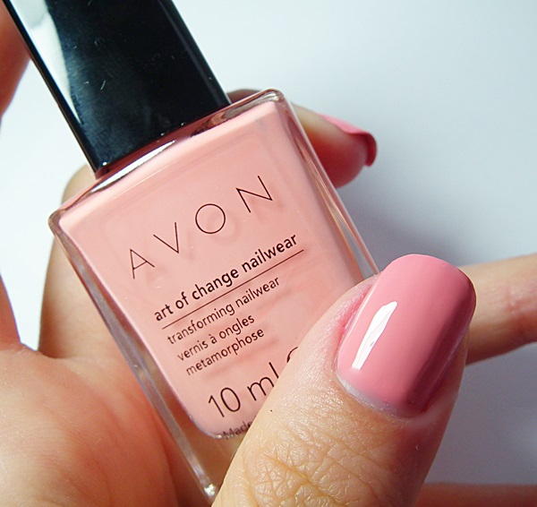 Avon, nails, Avon Art of Change Nailwear, Contrast color, magiczny lakier, lakier zmieniający kolor