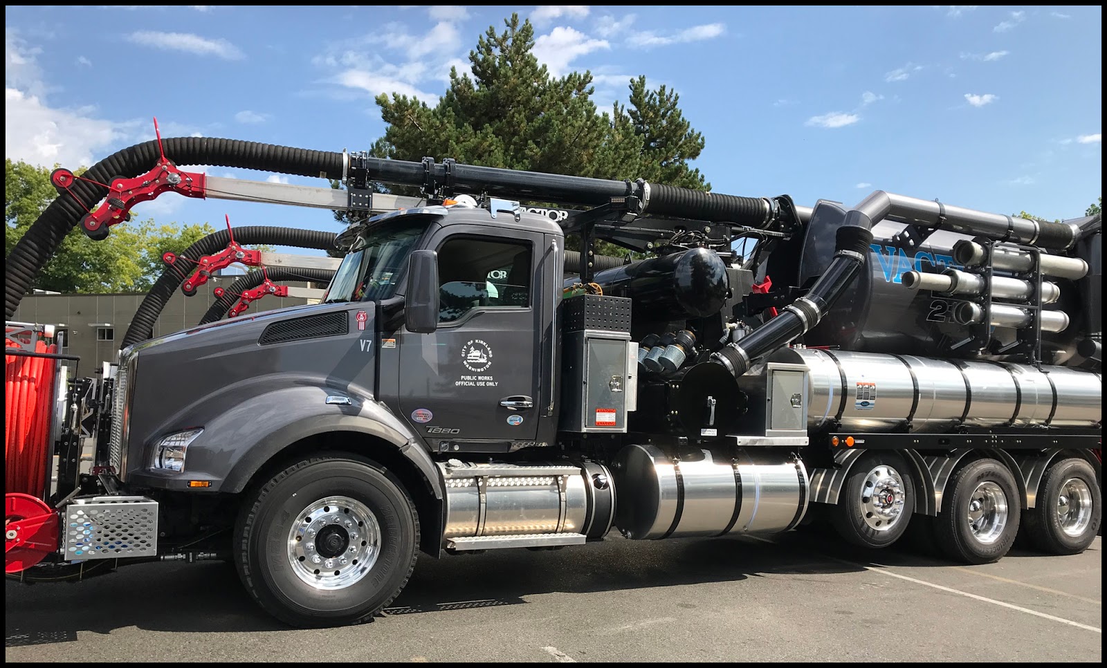 Blog City of Kirkland Relies on Kenworth T880 Vacuum