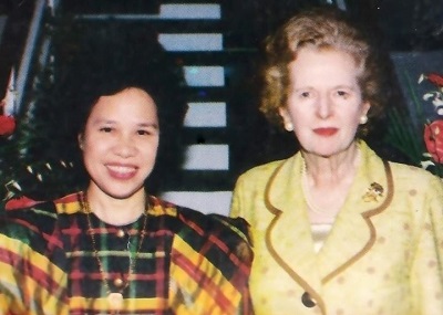 Iron Ladies: Santiago with former British Prime Minister Margaret Thatcher.