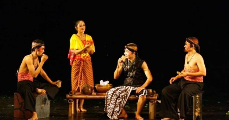 Soal essay seni teater beserta jawabannya 08 image