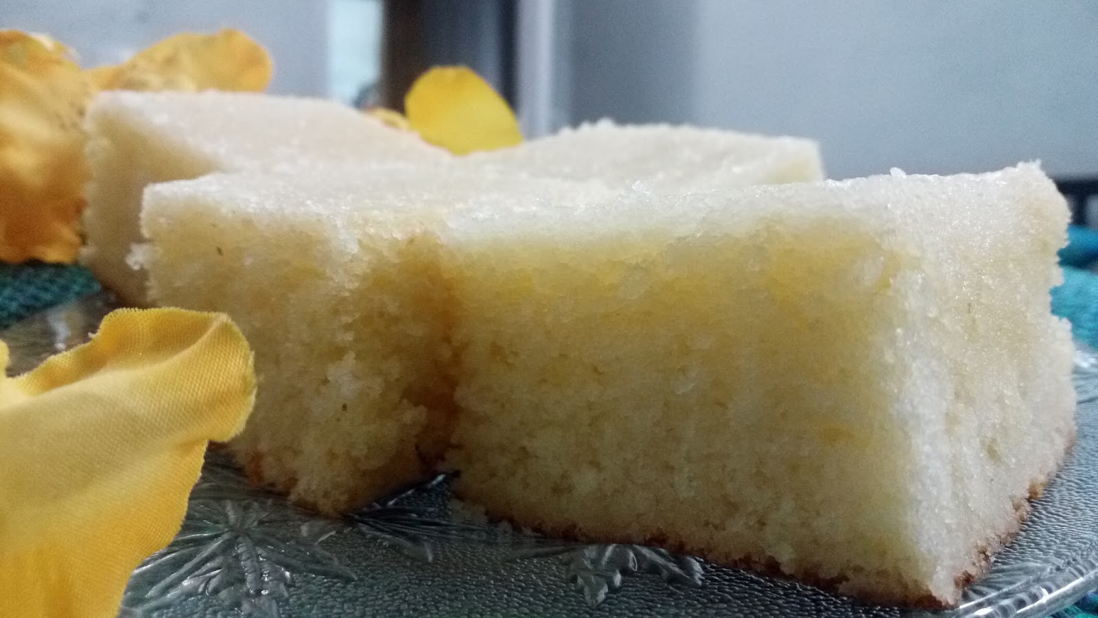 Irresistible lemon brownie