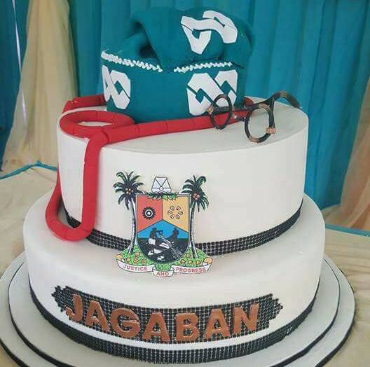  Tinubu Celebrates 65th Birthday With Wife, Others. See His JAGABAN Customized Cake2