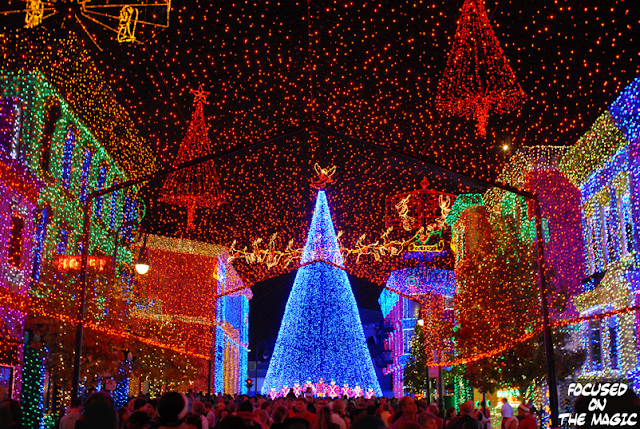 Osborne Family Spectacle of Dancing Lights