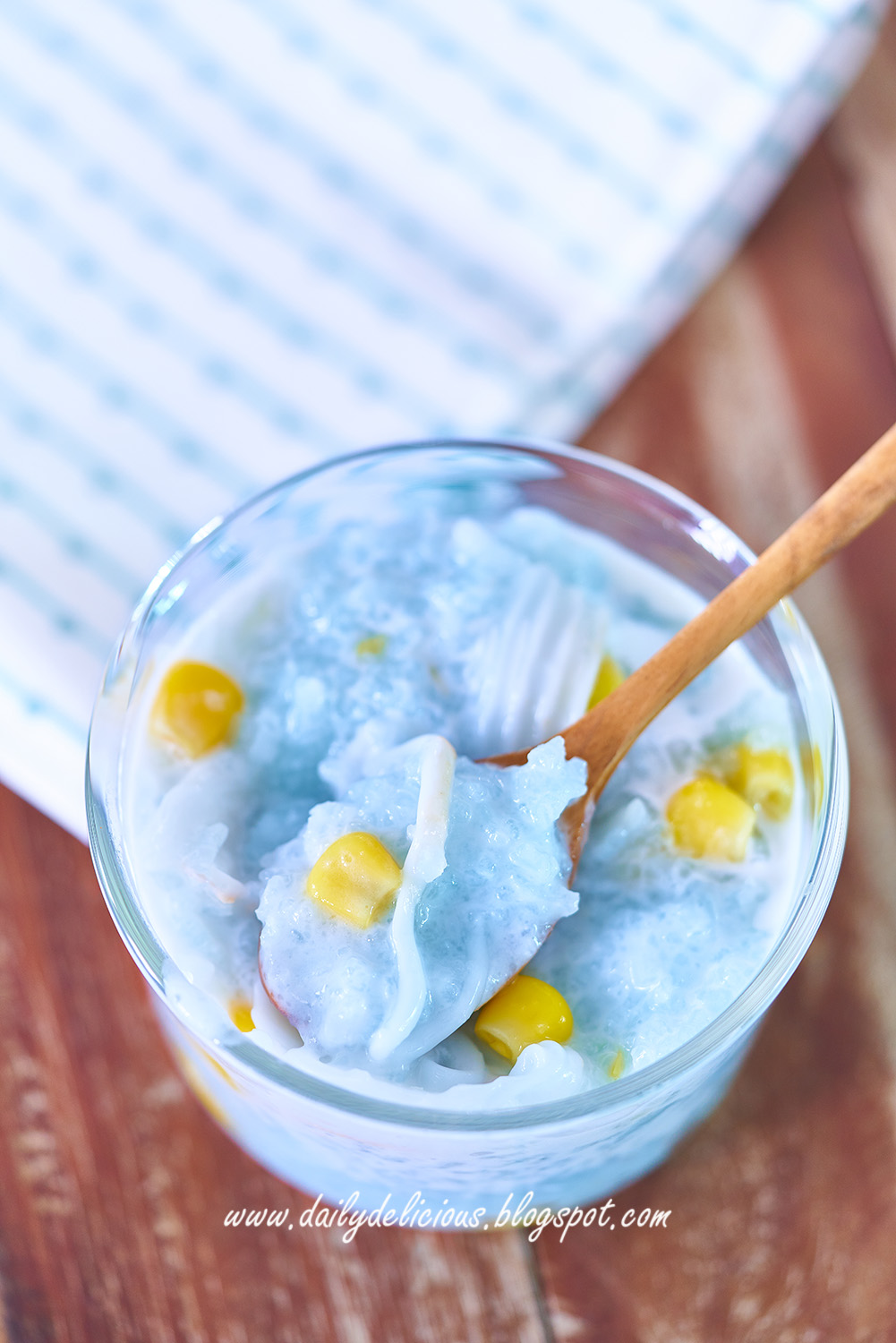 dailydelicious Sweet Sticky Rice with Corn Easy Thai dessert