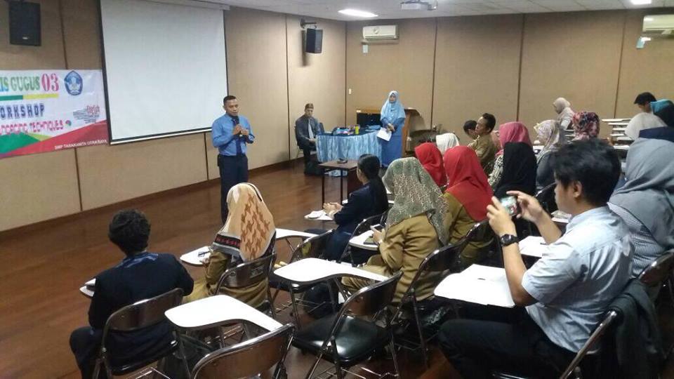 Training bersama Native Speaker