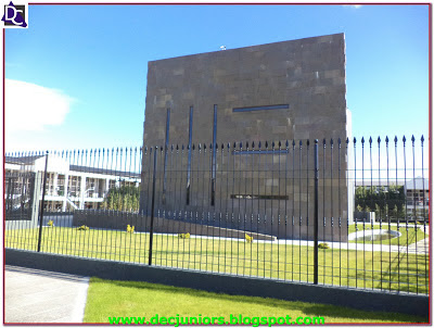 Cosas para compartir: RIO GALLEGOS: El mausoleo de Kirchner: su última