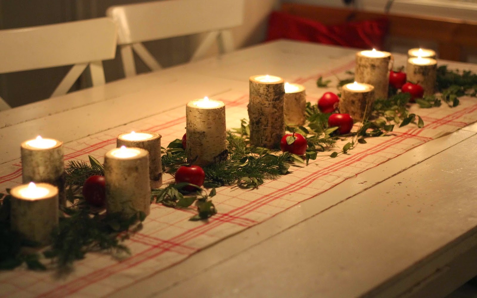 Toregårds lilla Lotta Bordsdekoration till jul.