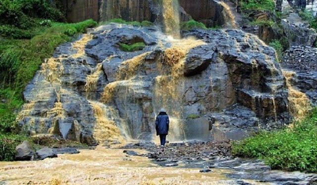 6. Curug Batu Templek - Bandung 6. Curug Batu Templek - Bandung
