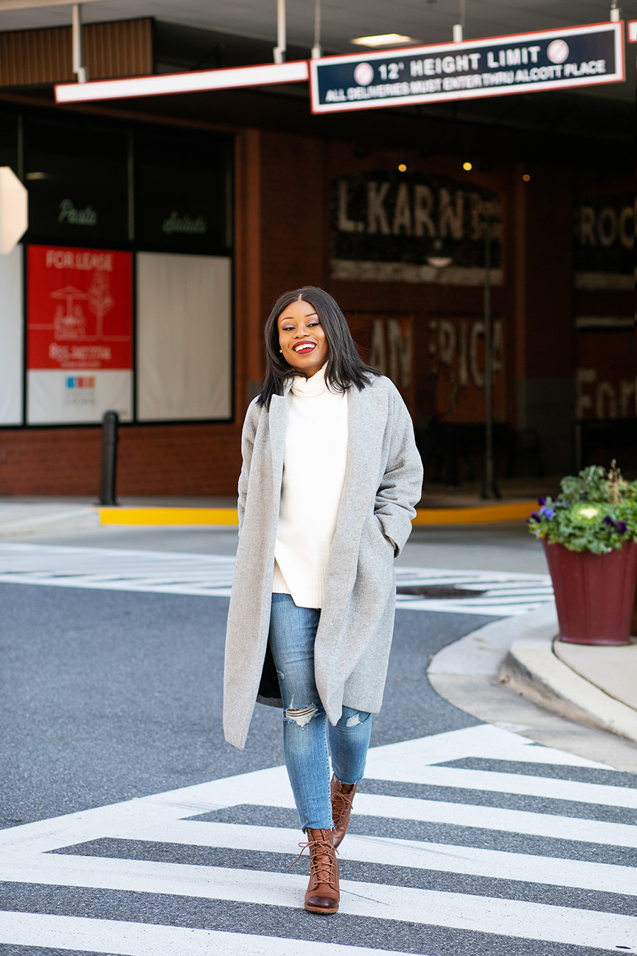 Casual And Comfortable Outfit For Thanksgiving - Jadore-Fashion