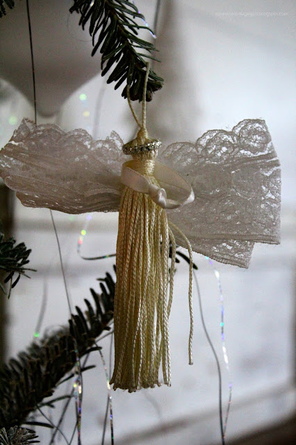 Christmas, Flocked Tree, Farmhouse, Cottage, Decorating, Ornament