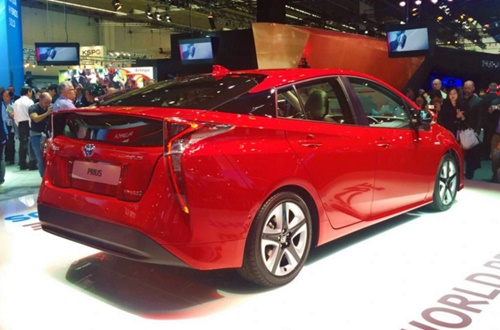 2016 Toyota Prius Review Design & Release Date