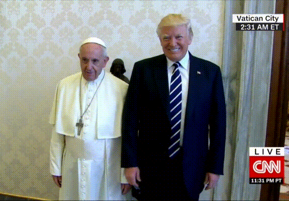 Los Editores Hacer divertidos Trabajos. Trump y El Papa. Gif divertido