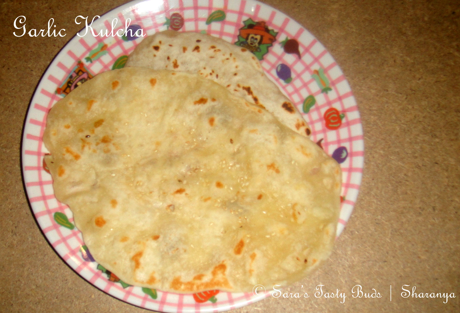 SARA'S TASTY BUDS Garlic kulcha / Garlic flavoured Indian Flat Bread