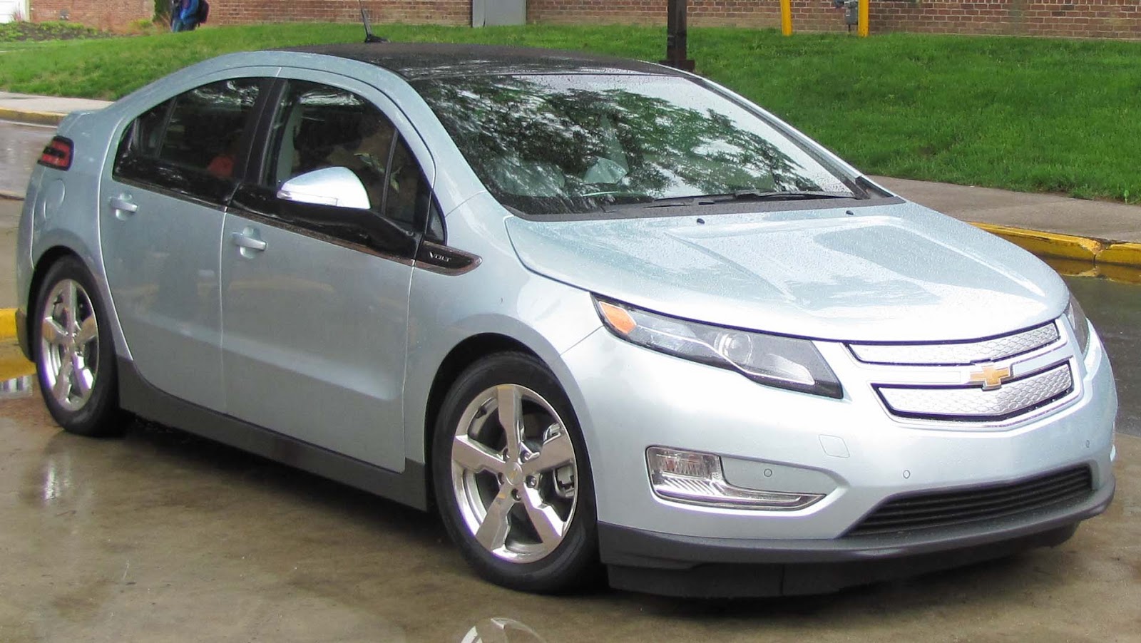 Chevrolet volt комплектации