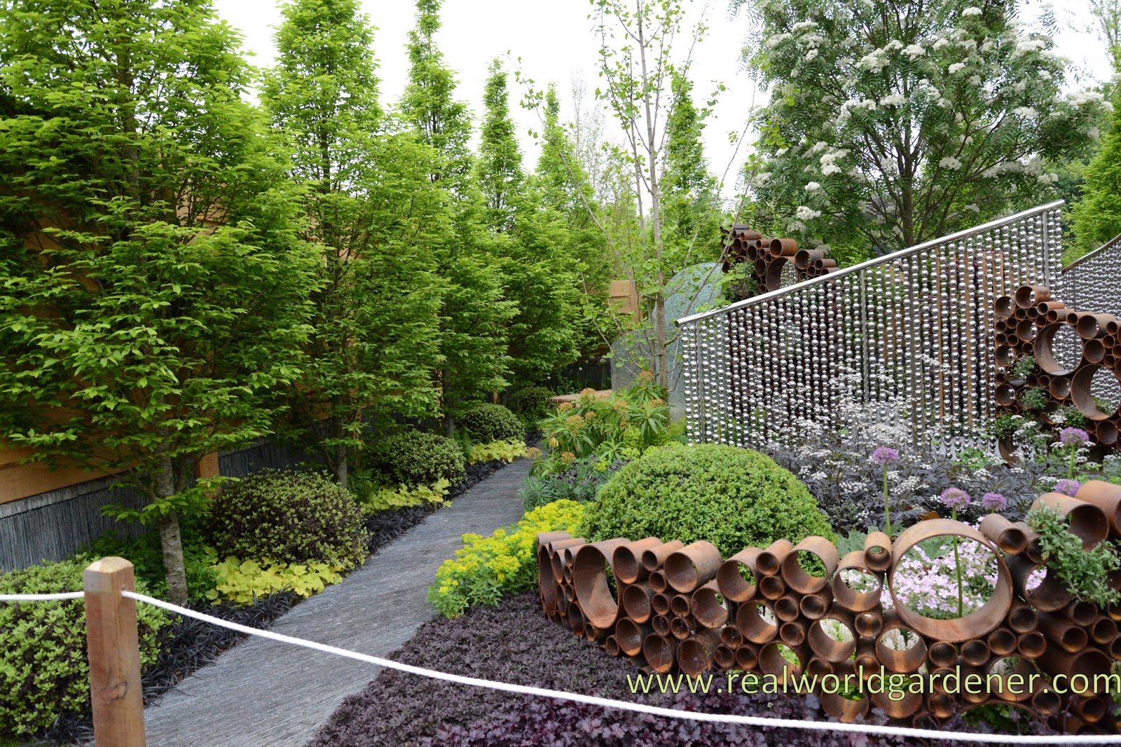 Real World Gardener What Makes a Therapeutic Garden in Design Elements.