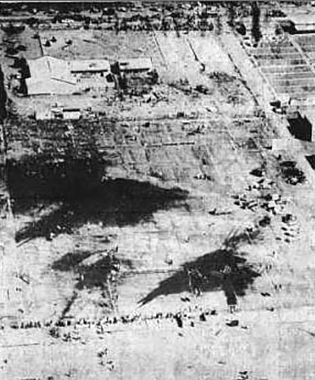 Colorized Fotos 1957 Debris from Aerial Collision kills 7 and injures