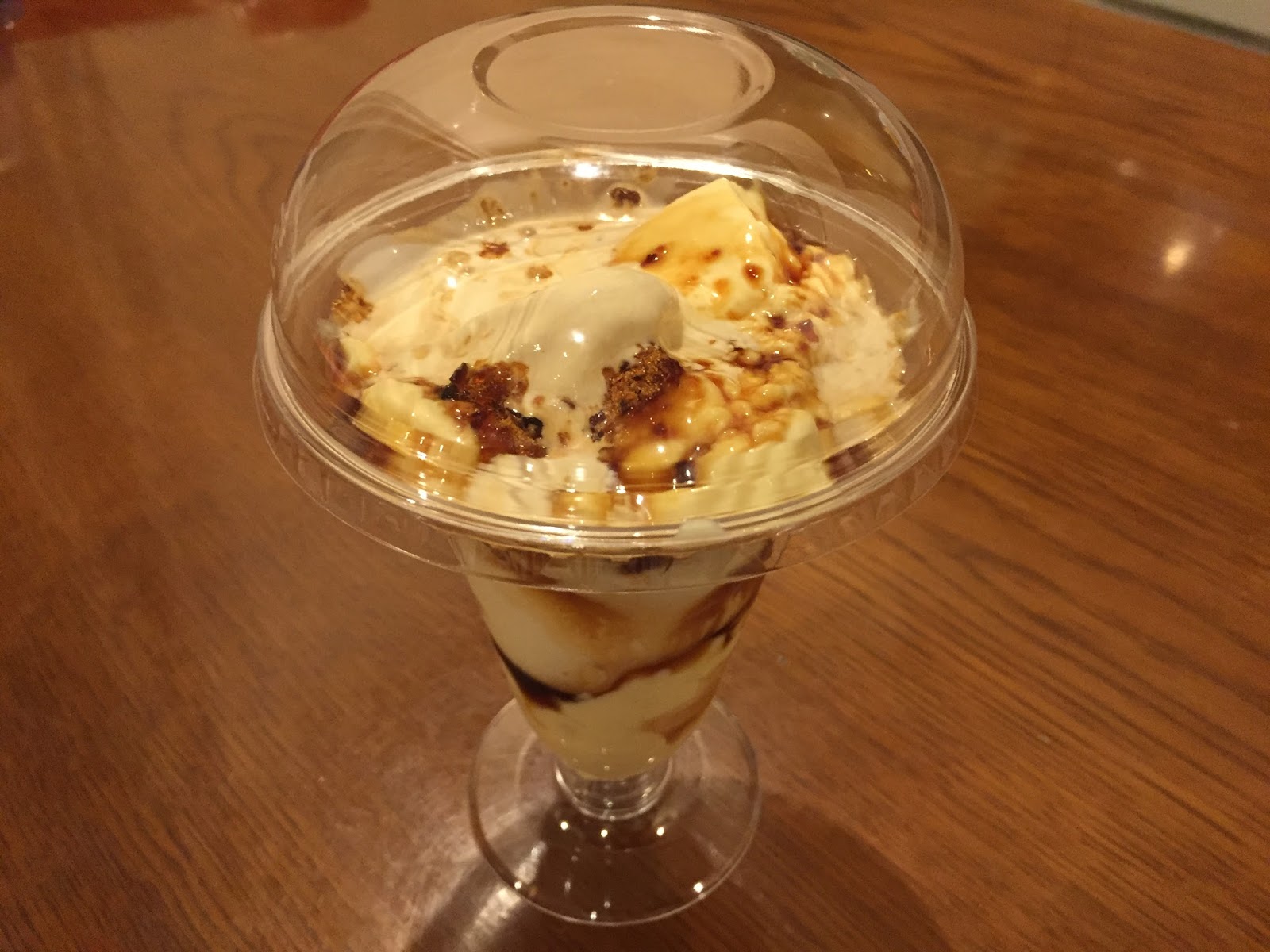 コンビニのおすすめ商品特集 なめらかプリンパフェの紹介