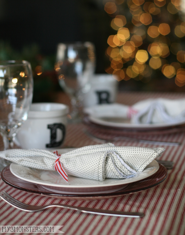 DIY Holiday Plates with Outdoor Mod Podge at /