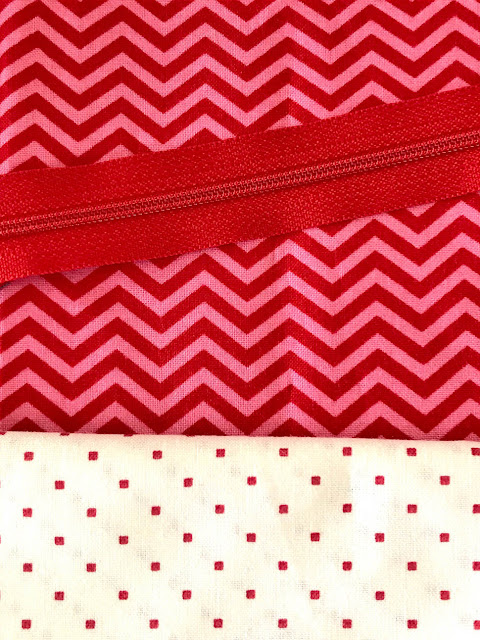 Heart-Shaped Zipper Pouch By Thistle Thicket Studio. www.thistlethicketstudio.com