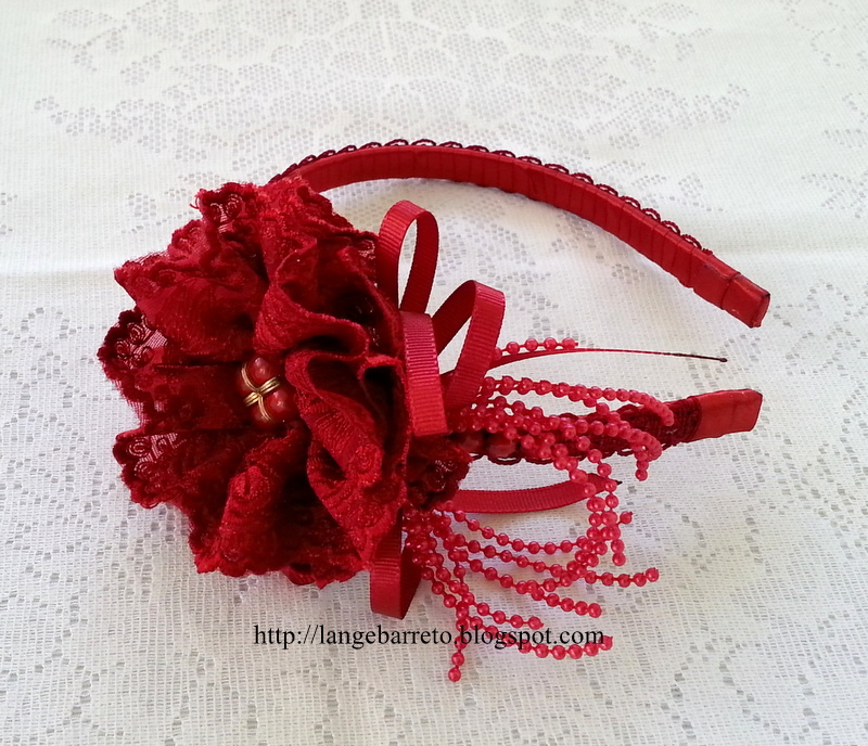 Lange Barreto Scrap Tiaras flores