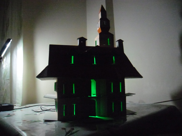 Sisli Düşler Mukavvadan Maket Ev