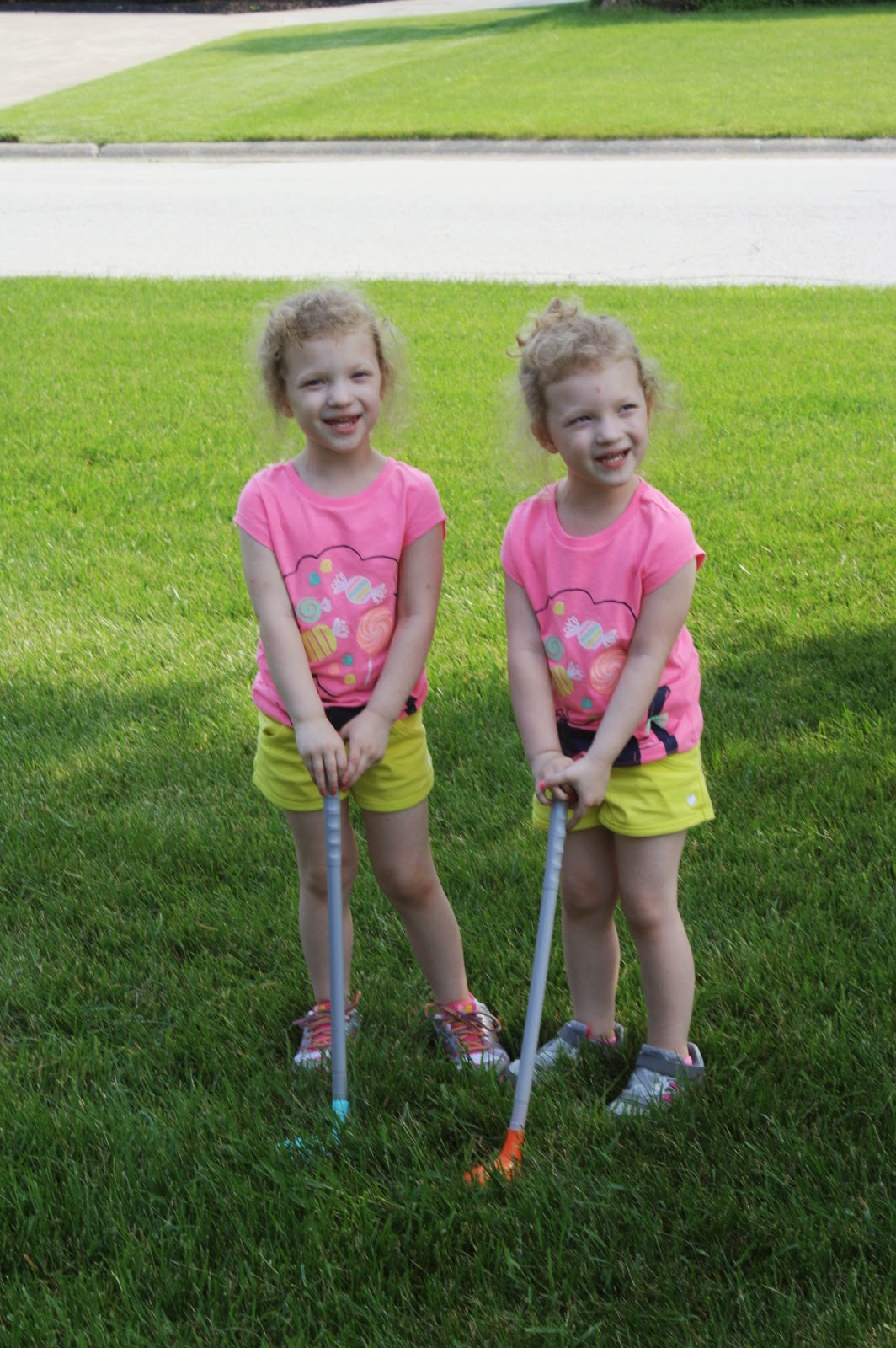 The Torres Family First Golf Lesson!