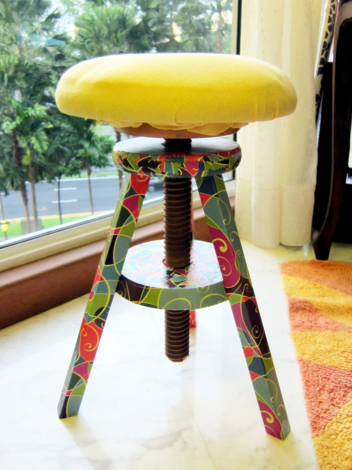 * MAKE STUFF Tutorial How to decoupage a stool