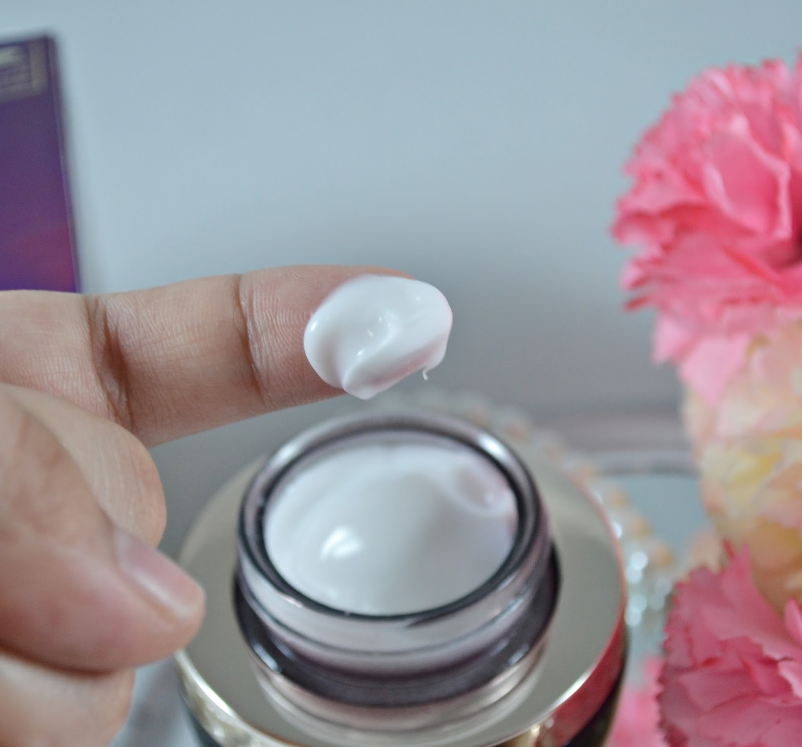 farmstay grape stem cell wrinkle lifting cream