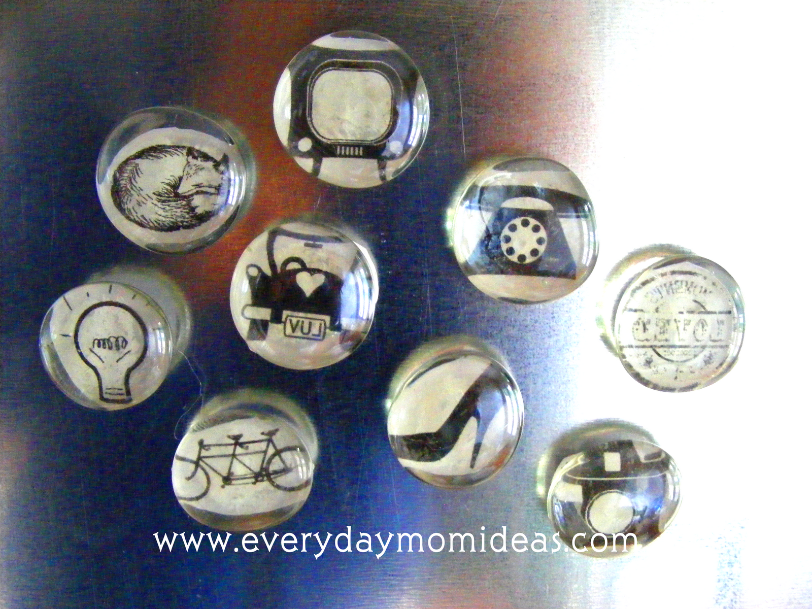 DIY Mega Magnet Board (with free magnet printable) – House of Pixel Dust