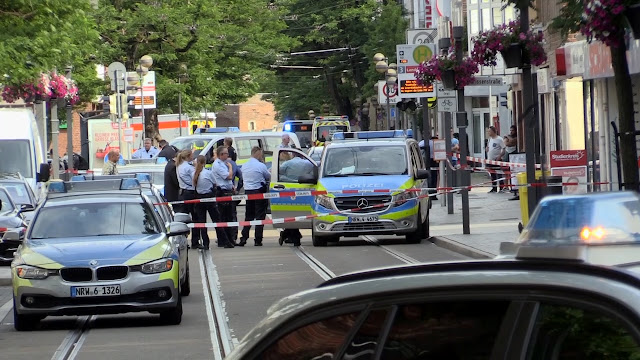 Der Postillon Wilde Schiesserei Bei Schutzenfest In Neuss